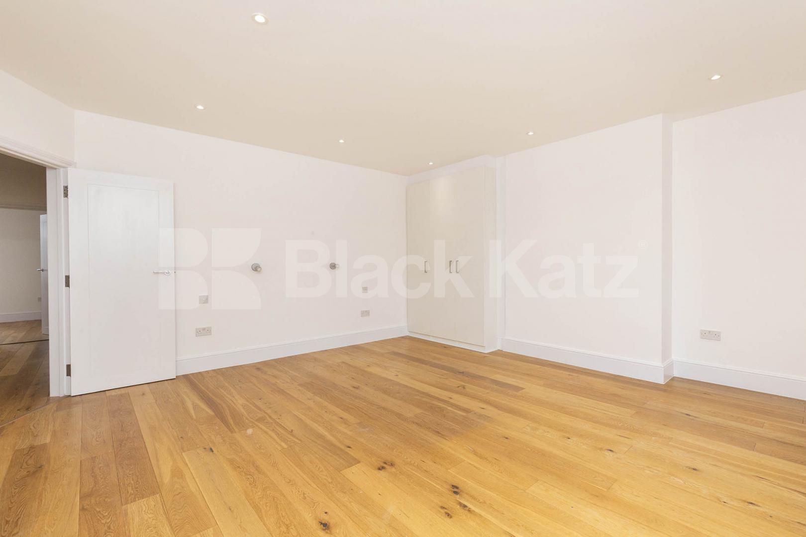 Modern Apartment Lonsdale Road, Notting Hill